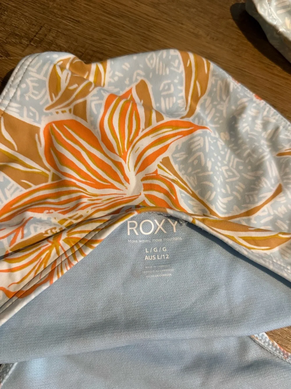 Y2K Roxy Swimsuit - Picture 8 of 11